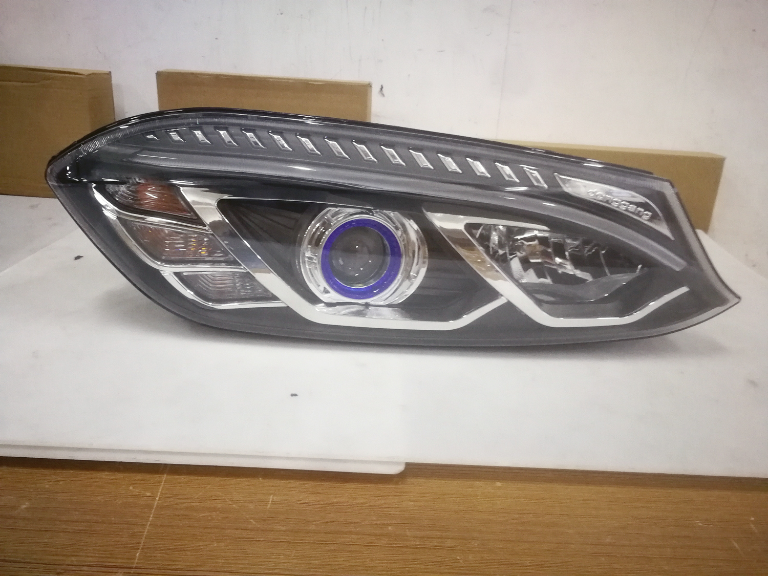 HC-B-1550-1 KINGLONG BUS LED HEAD LAMP WITH LED FIBER, FRONT HEADLIGHT WITH PROTECTOR